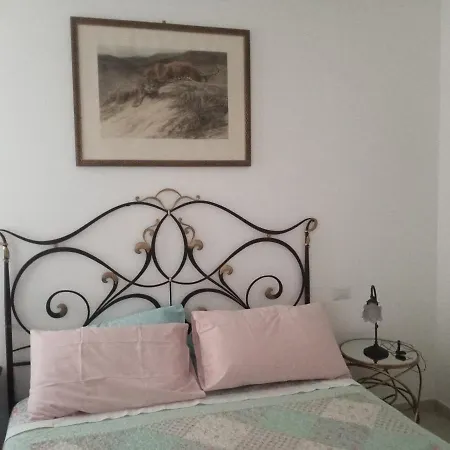 La Corte Di Paola 1 E 2 * Genoa